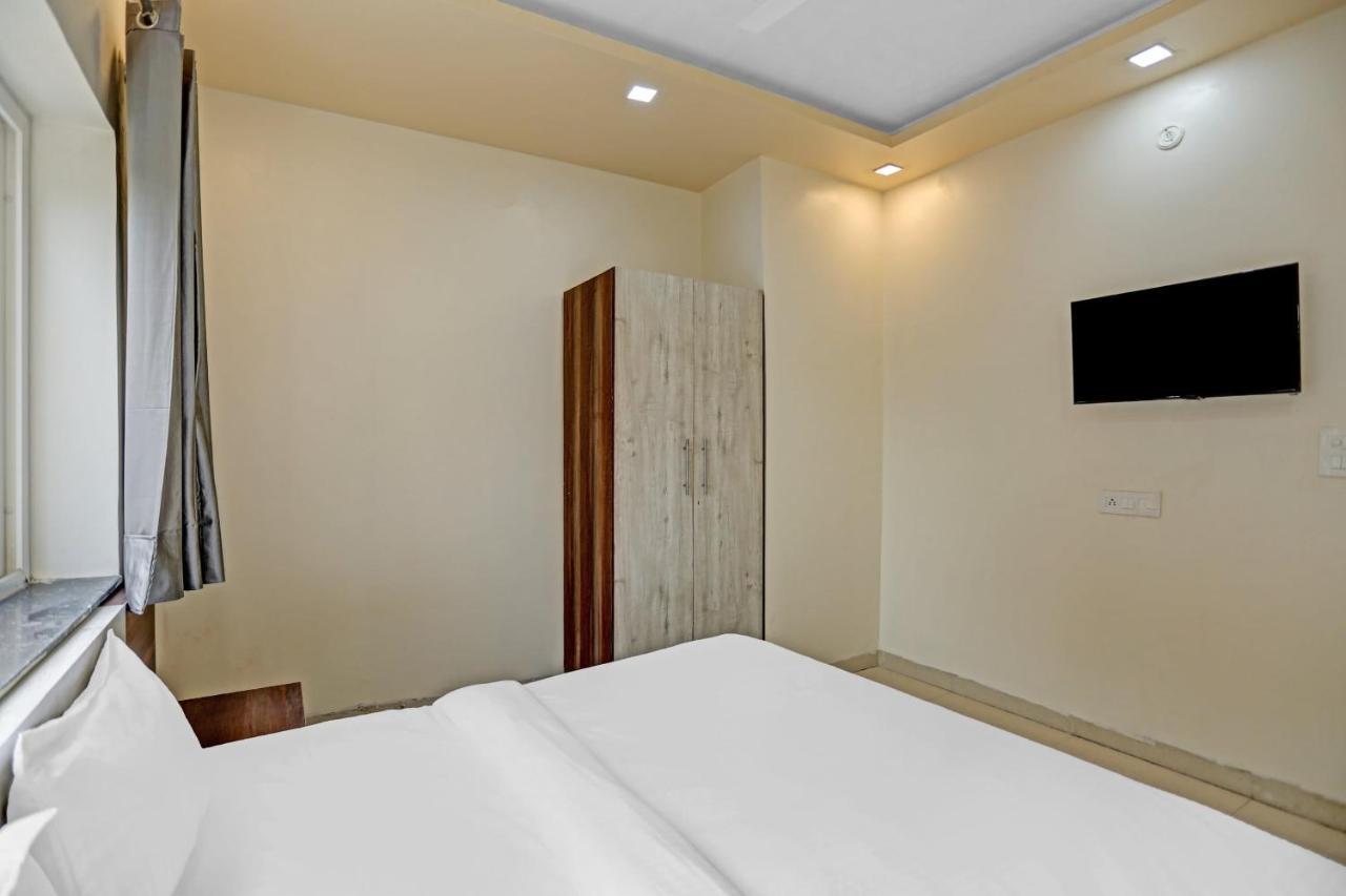 OYO 85795 Hotel Expo View Greater Noida Exterior foto